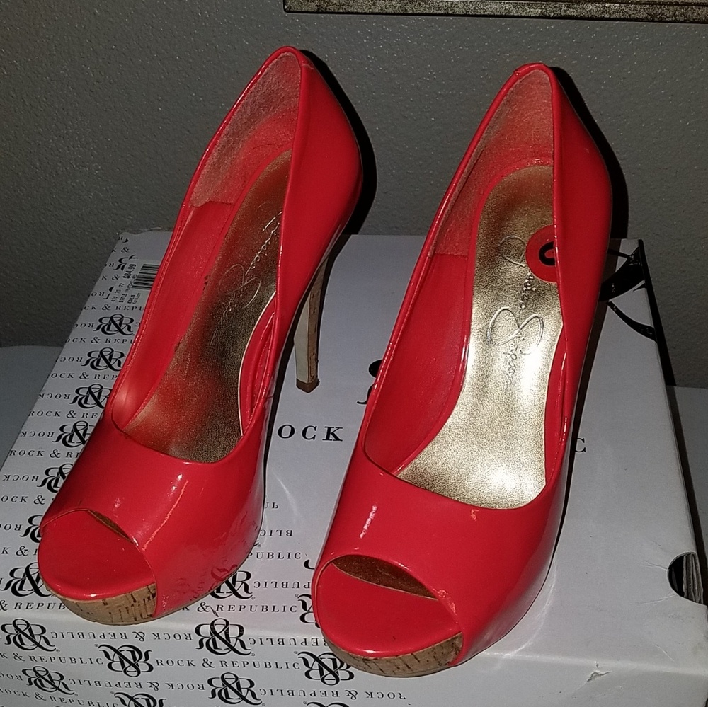 Jessica simpson coral Patten leather shoes